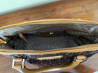 Bolso DKNY Marrón y Beige