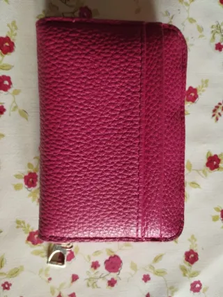 Monedero rosa con cremallera
