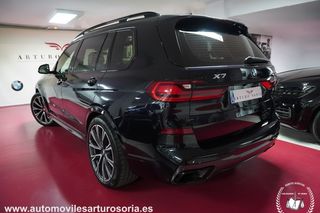 BMW X7 2021