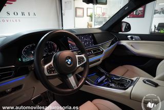 BMW X7 2021