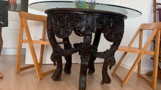 Mesa vintage madera y cristal tallada