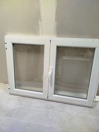 Lote ventanas y puerta aluminio