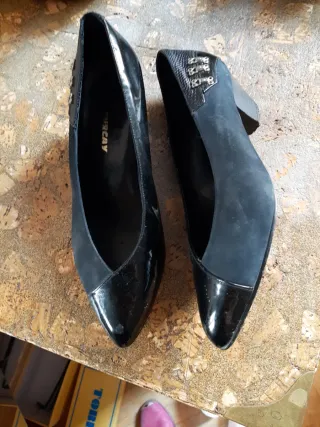 Zapato Nagro tacón bajo