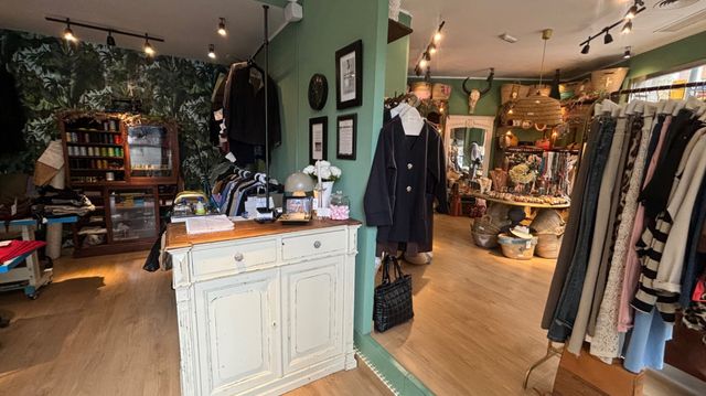 R-7939091 Traspaso Tienda de Ropa en Sarria