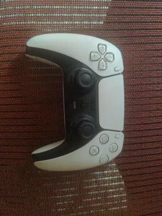 Mando PS5 Sony para reparar.