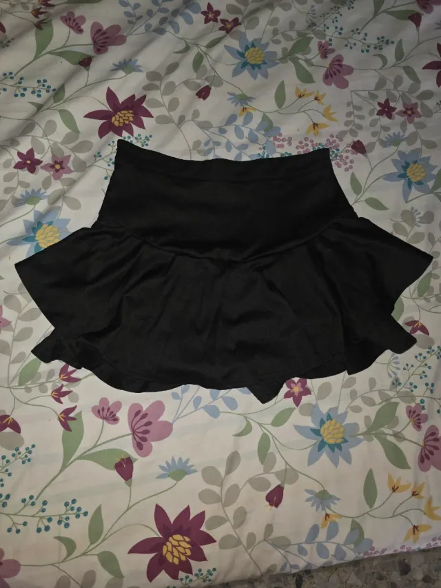 Falda pantalón negra