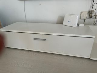 Muebles de salón con vitrina
