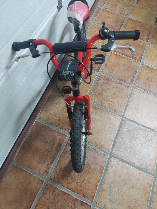 Bicicleta Monty 104 Roja y Negra