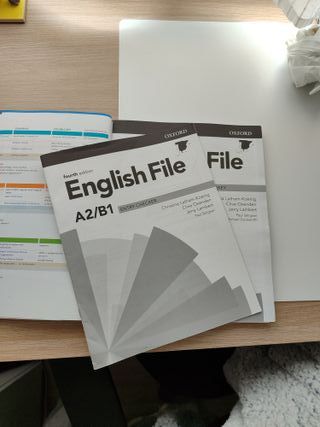 English File A2/B1 Student's Book And Workbook ...