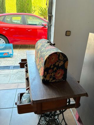 Máquina de coser Singer antigua