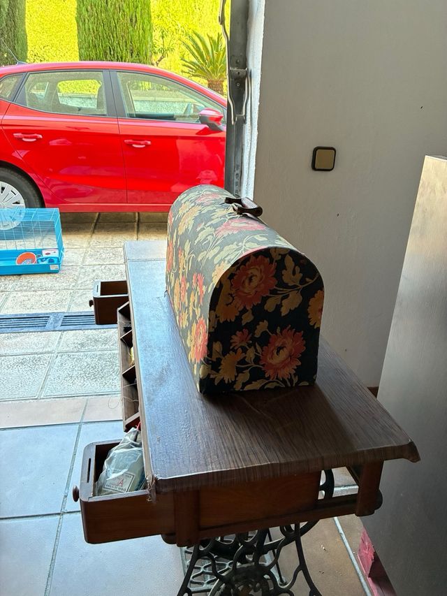 Máquina de coser Singer antigua