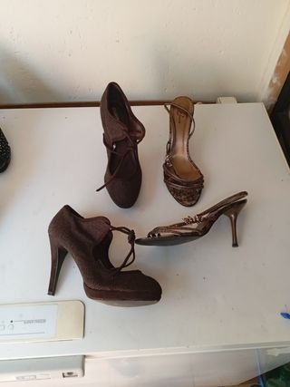 Zapatos de tacón T.40