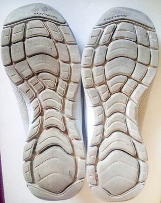 Zapatillas Skechers Mujer +  DESCUENTO+ REGALO