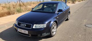 Audi A4 B6 2002 2.5 TDI V6 155CV 