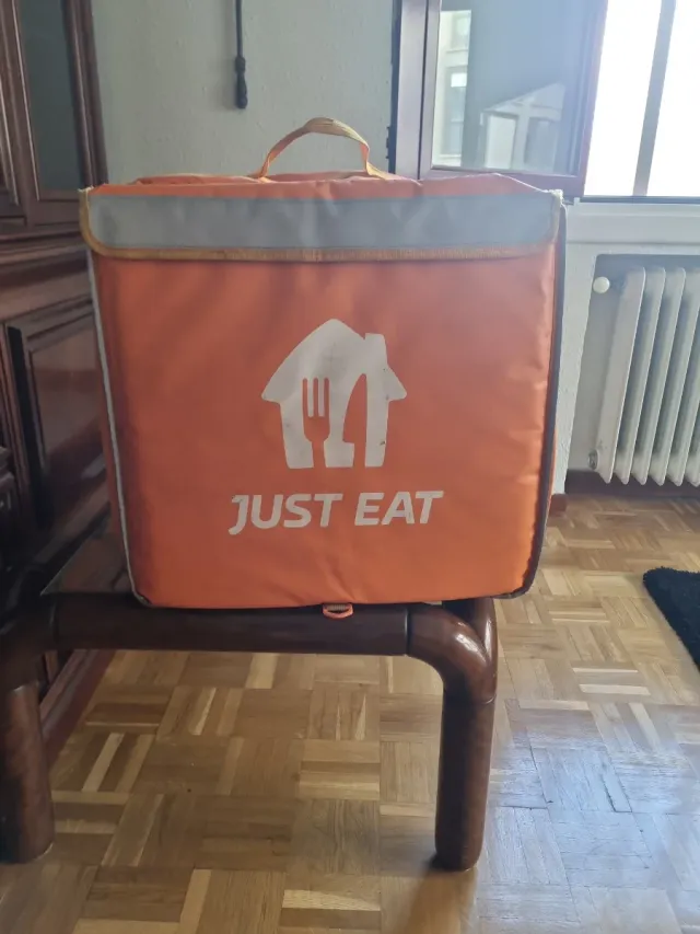 Mochila Just Eat Naranja