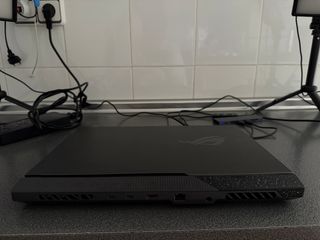 ASUS ROG Strix G15 G513RM-HQ012 Gaming Laptop