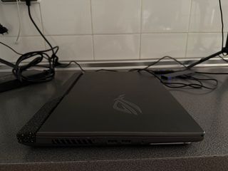 ASUS ROG Strix G15 G513RM-HQ012 Gaming Laptop