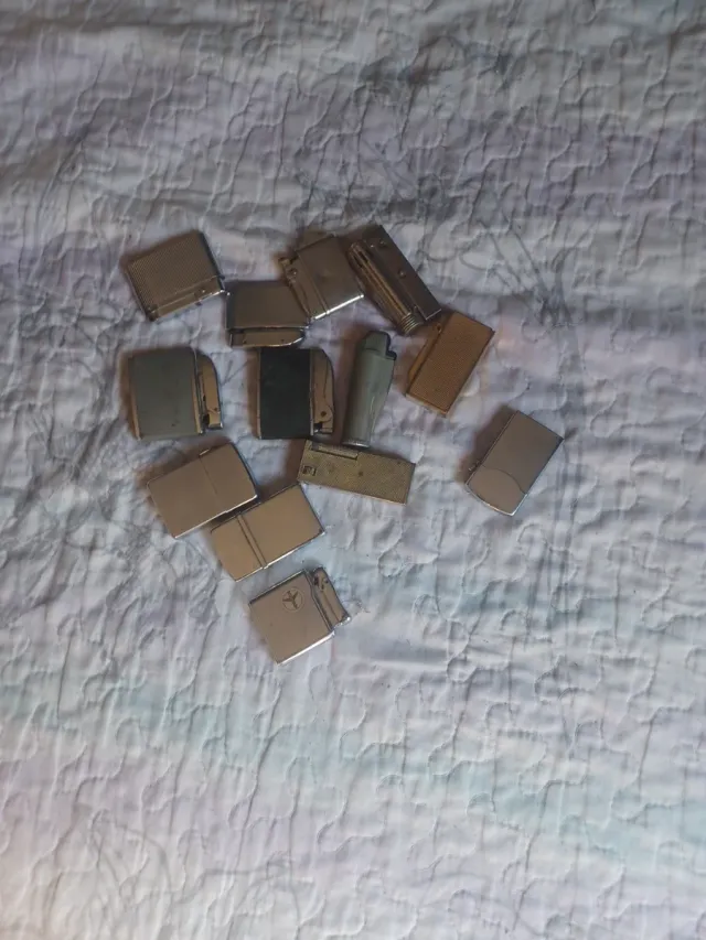 Lote de mecheros antiguos