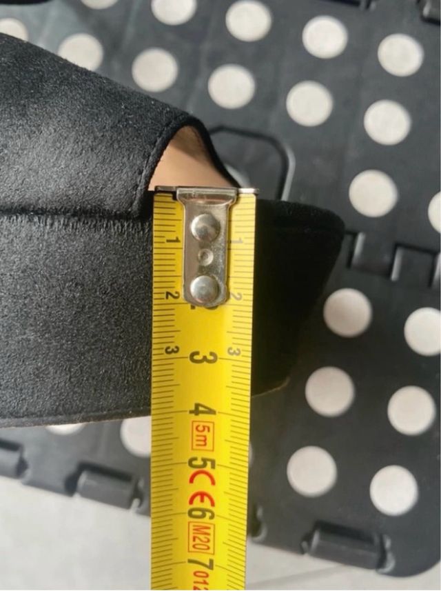 Sandalias de tacón negras