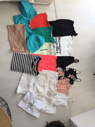 Lote de camisetas para mercadillo
