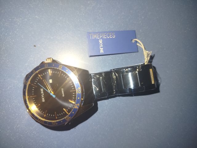 Reloj Skyline Negro y Azul