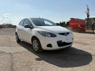 Mazda 2 2009