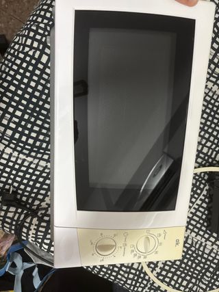 Vendo 2 Microondas OK.