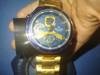 Reloj Skyline Dorado y Azul