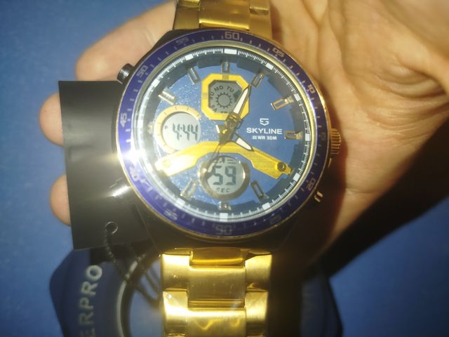Reloj Skyline Dorado y Azul