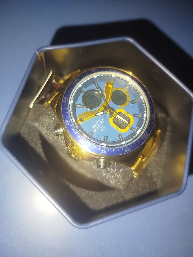 Reloj Skyline Dorado y Azul