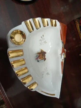 Cenicero de Porcelana con Dibujo de Perro