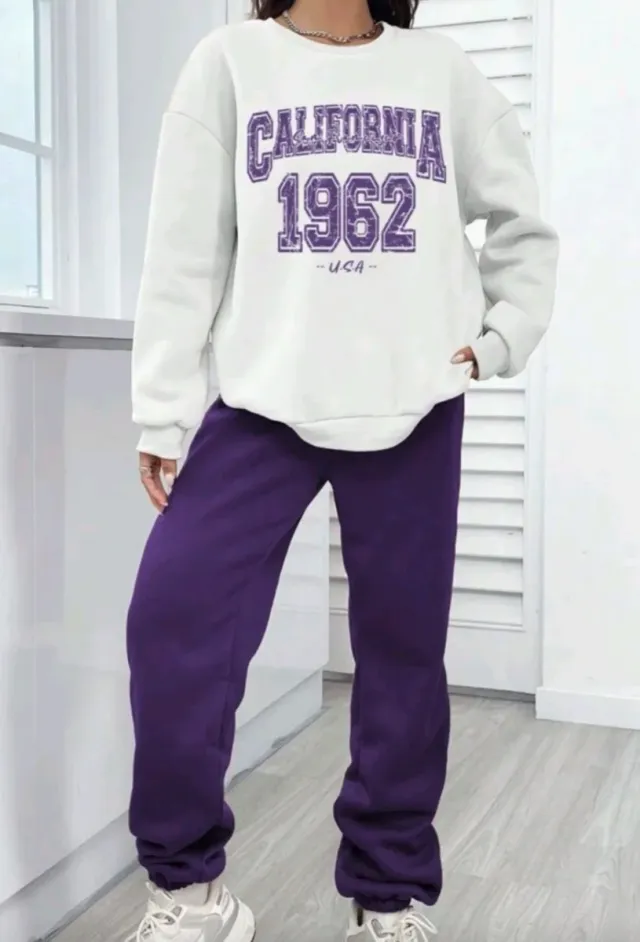 Conjunto chándal blanco y morado