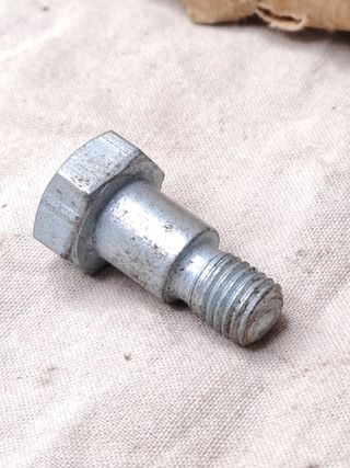 2 x Tornillo superior radiador Authi/Mini 11G228