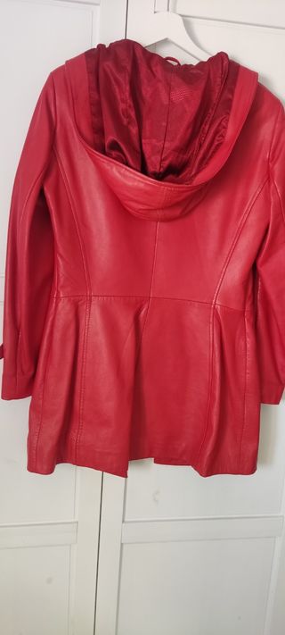 Chaqueta de cuero roja talla 38