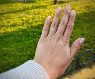 Anillo Flor Plata 925 y Esmeralda