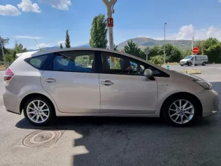 Toyota Prius+ 2018
