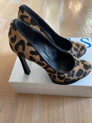 Décolleté Guess, animalier, 37