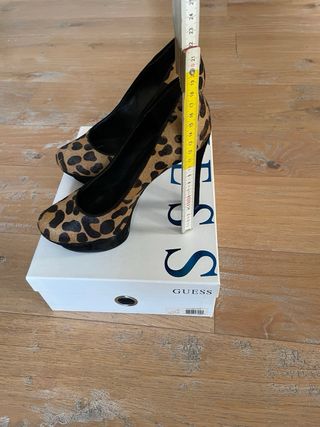 Décolleté Guess, animalier, 37