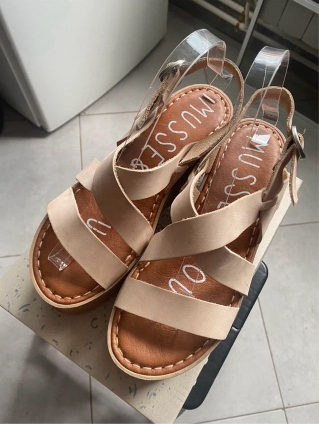 Sandalias Beige Plataforma