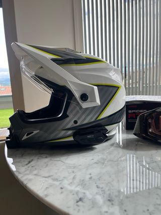 Casco Bell con IntercomSena Gafas Scott talla XL