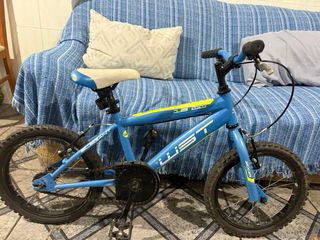 Bicicleta infantil azul