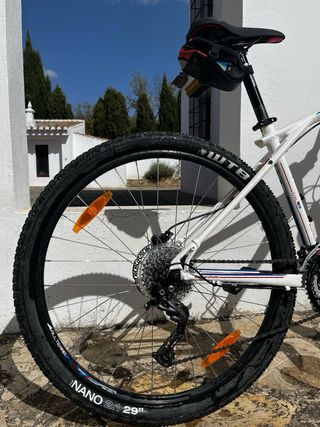 Bicicleta GT Karakoram Sport 29