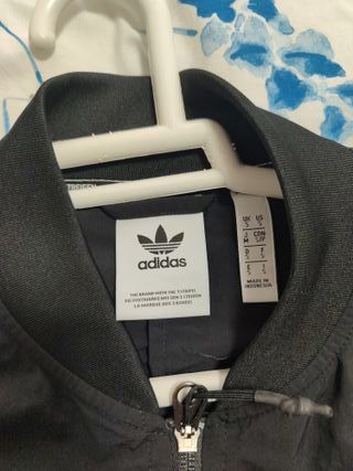 Chaqueta Adidas Bomber Negra