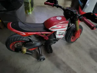 Moto Eléctrica Infantil Roja