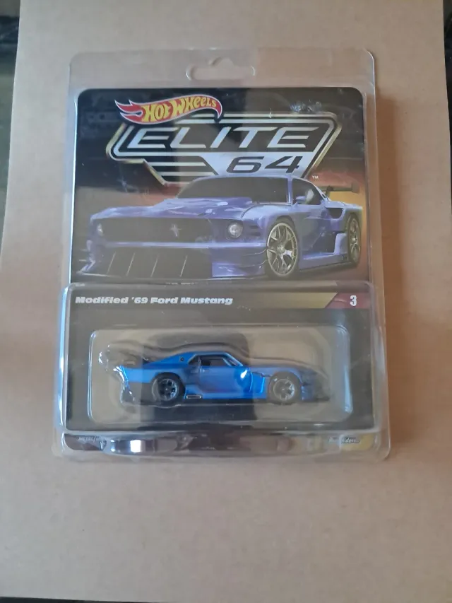 Hot Wheels Elite 64 Modified '69 Ford Mustang