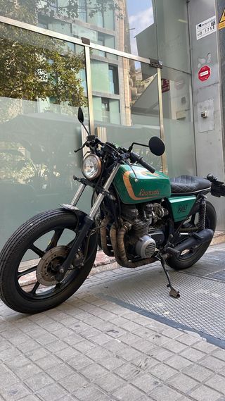 Kawasaki KZ 550 Cafe Racer - Diseño Único