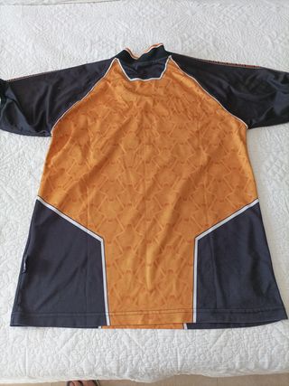 Camiseta Wolverhampton vintage 


Puma Talla M