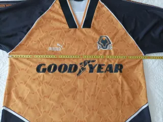 Camiseta Wolverhampton vintage 


Puma Talla M
