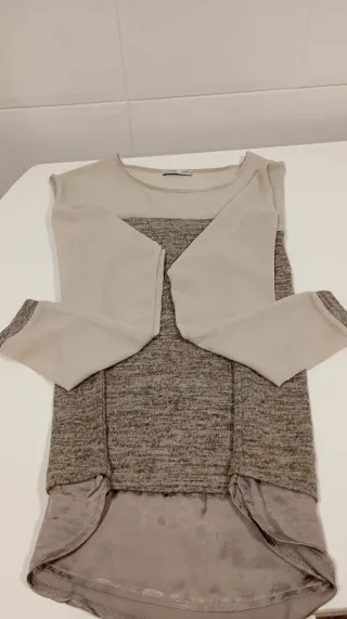 Camiseta combinada mujer beige y gris