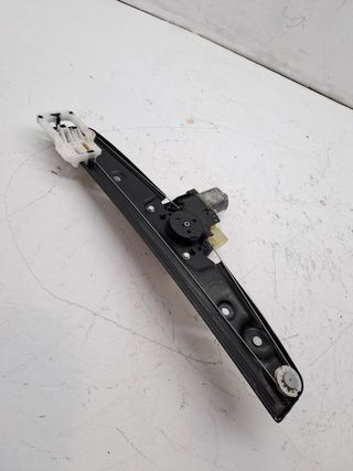 ELEVALUNAS TRASERO DERECHO MINI COUNTRYMAN (F60)